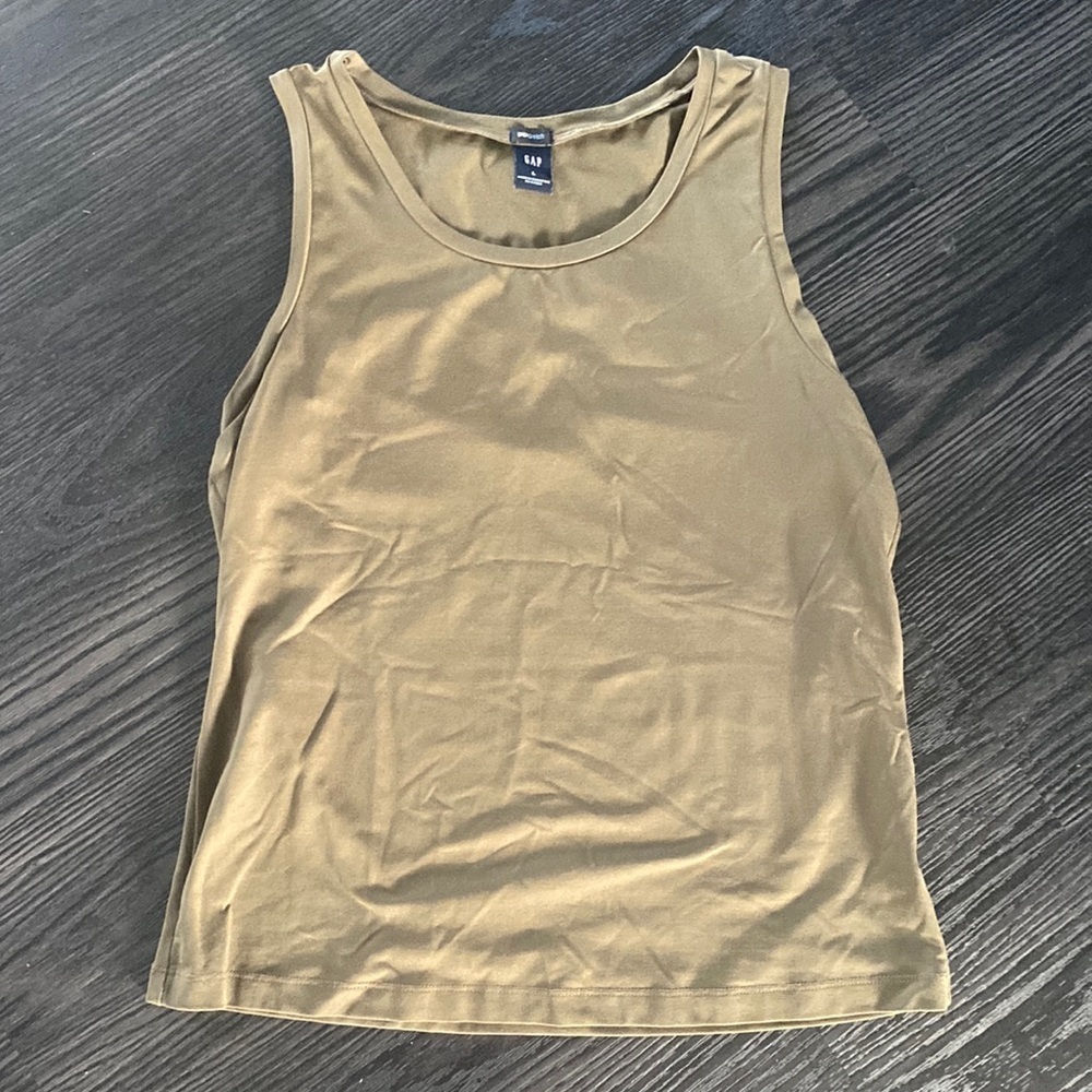 Stretchy Active, but dressy tank top T-1